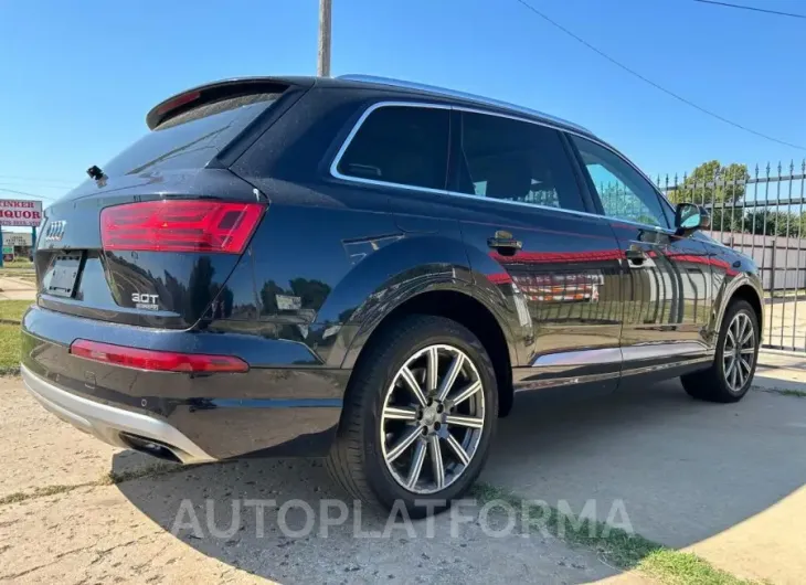 AUDI Q7 PRESTIG 2017 vin WA1VAAF79HD021649 from auto auction Copart