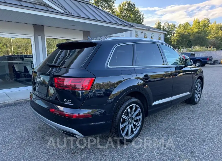 AUDI Q7 PRESTIG 2017 vin WA1VABF77HD033918 from auto auction Copart