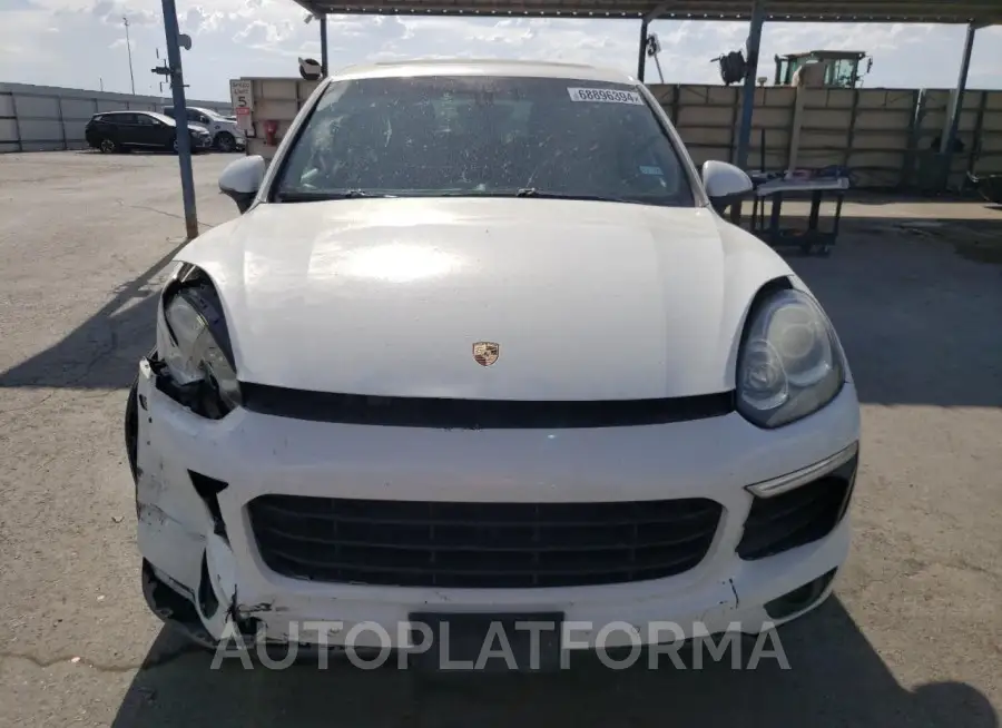 PORSCHE CAYENNE 2016 vin WP1AA2A26GLA05630 from auto auction Copart