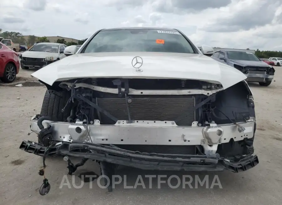 MERCEDES-BENZ E 300 2019 vin WDDZF4JB5KA514409 from auto auction Copart