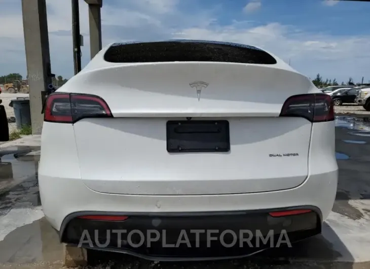 TESLA MODEL Y 2023 vin 7SAYGDEE1PF590900 from auto auction Copart