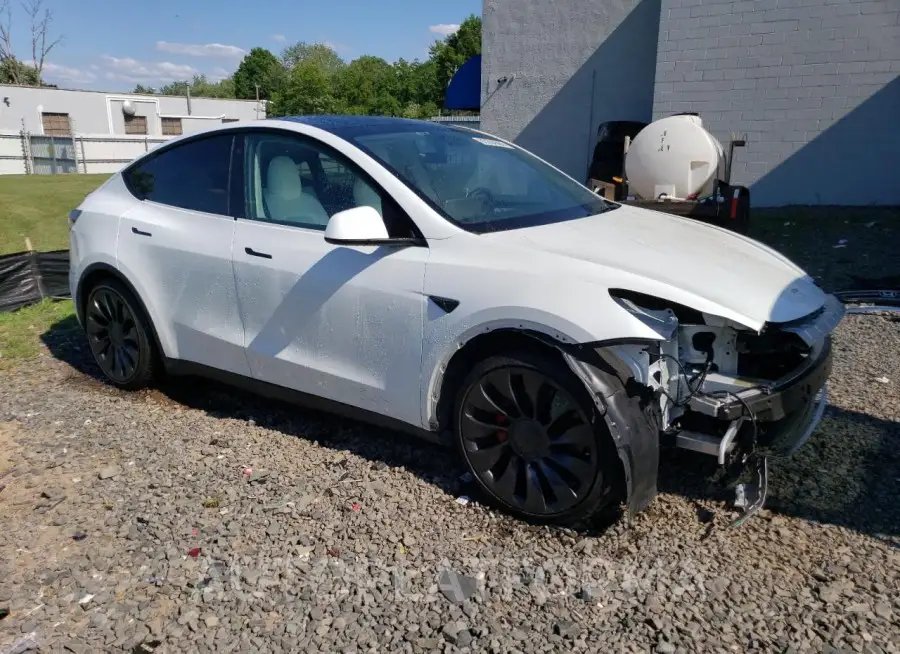 TESLA MODEL Y 2022 vin 7SAYGDEF4NF522385 from auto auction Copart