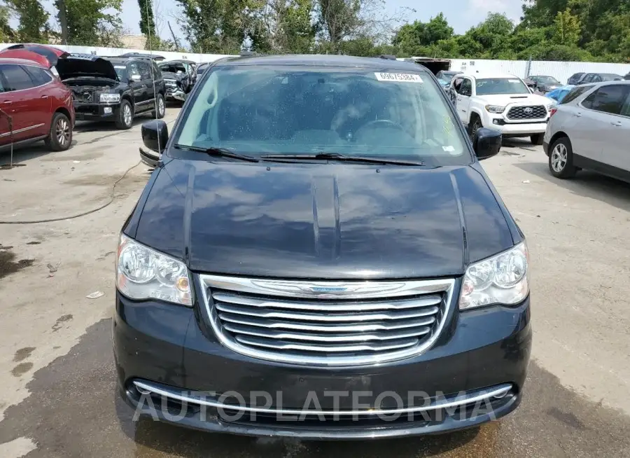 CHRYSLER TOWN & COU 2016 vin 2C4RC1BG9GR132950 from auto auction Copart