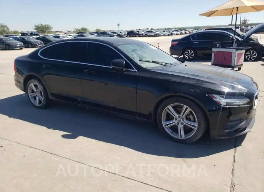 VOLVO S90 T5 MOM 2018 vin LVY102AK0JP050446 from auto auction Copart