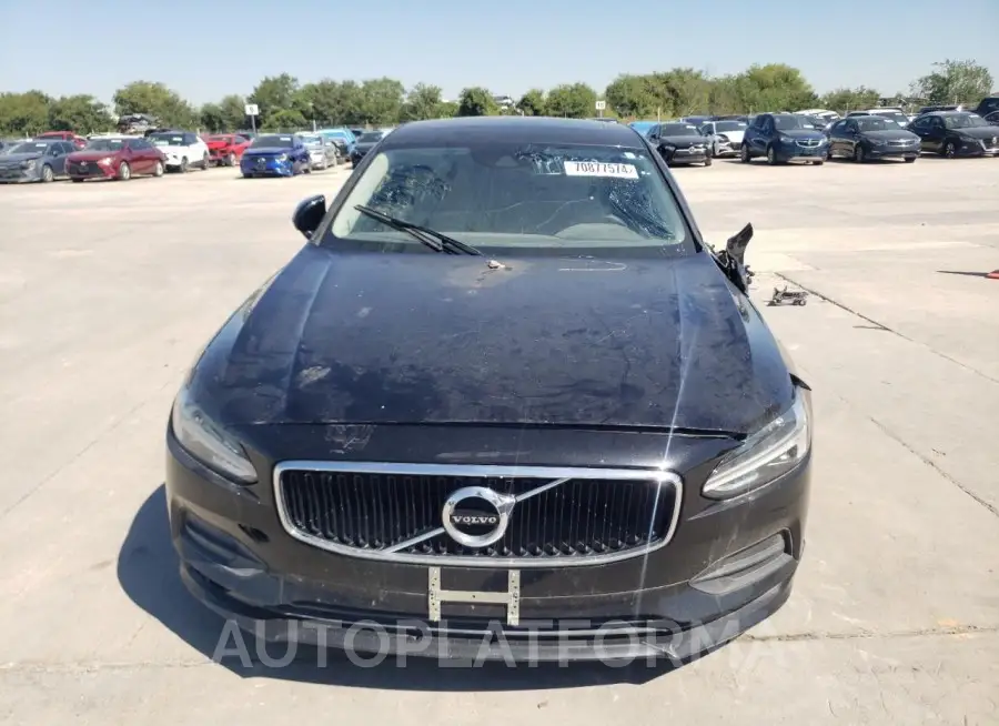 VOLVO S90 T5 MOM 2018 vin LVY102AK0JP050446 from auto auction Copart