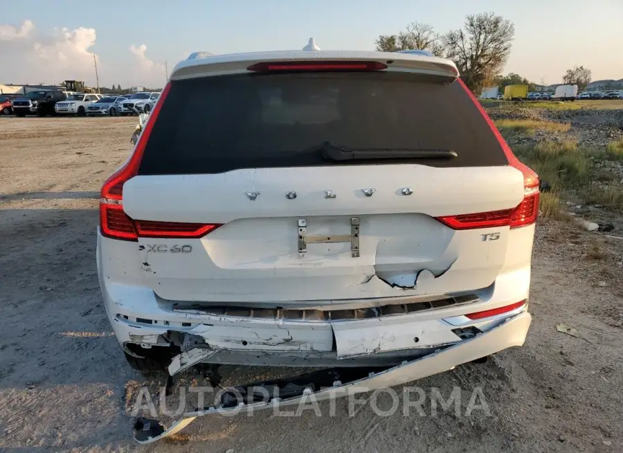 VOLVO XC60 T5 IN 2021 vin YV4102DL7M1744972 from auto auction Copart