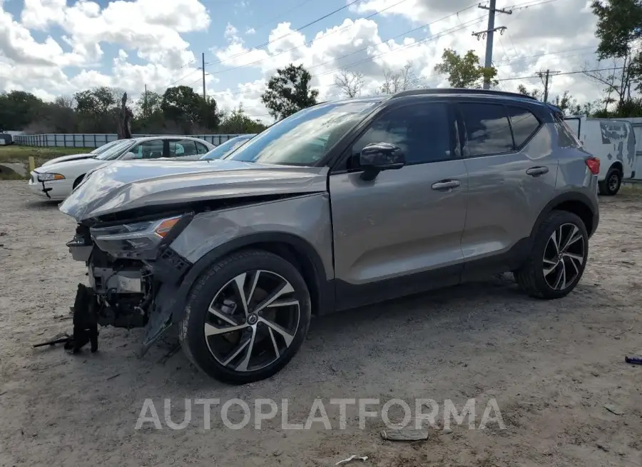 VOLVO XC40 T5 R- 2022 vin YV4162UM4N2668503 from auto auction Copart