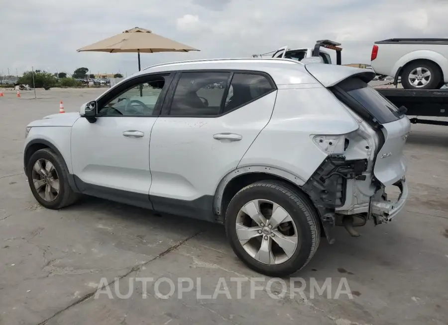 VOLVO XC40 T4 MO 2020 vin YV4AC2HK2L2257714 from auto auction Copart