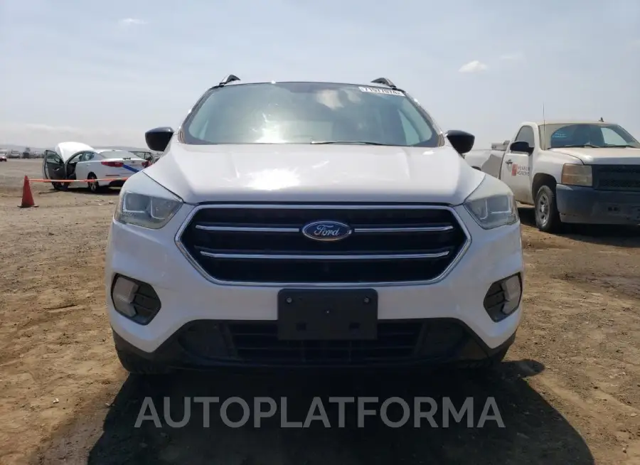 FORD ESCAPE SE 2018 vin 1FMCU0GD3JUB27809 from auto auction Copart