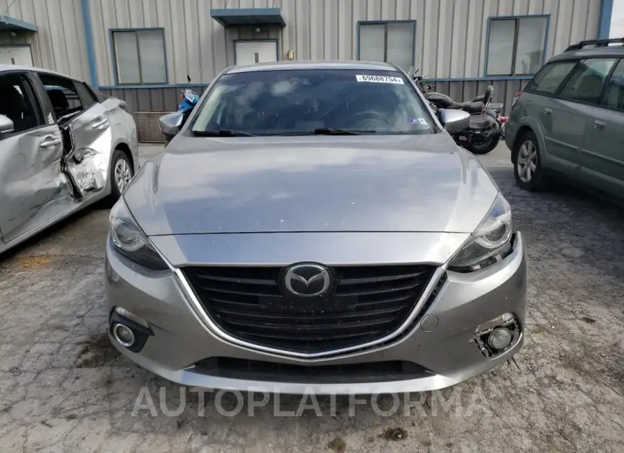 MAZDA 3 GRAND TO 2015 vin JM1BM1M37F1233349 from auto auction Copart