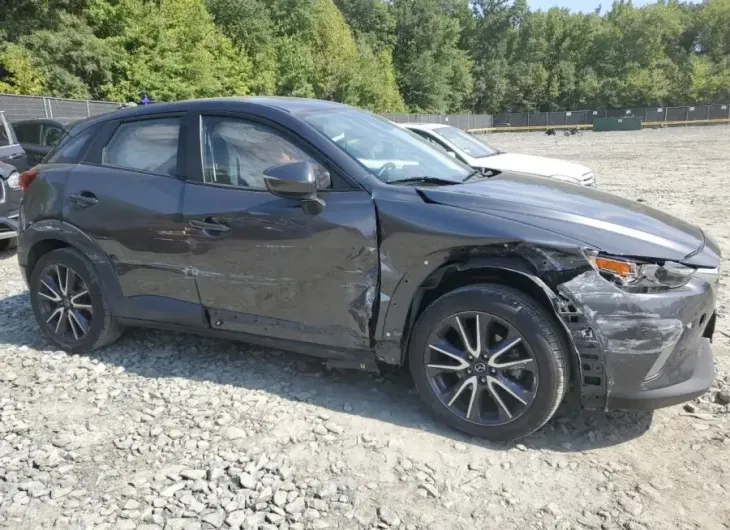 MAZDA CX-3 TOURI 2018 vin JM1DKFC71J0331596 from auto auction Copart