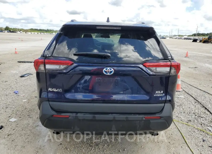 TOYOTA RAV4 XLE 2024 vin 2T3RWRFV2RW211903 from auto auction Copart