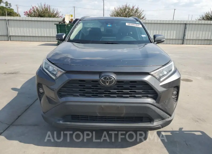 TOYOTA RAV4 XLE 2019 vin 2T3W1RFV3KC013873 from auto auction Copart