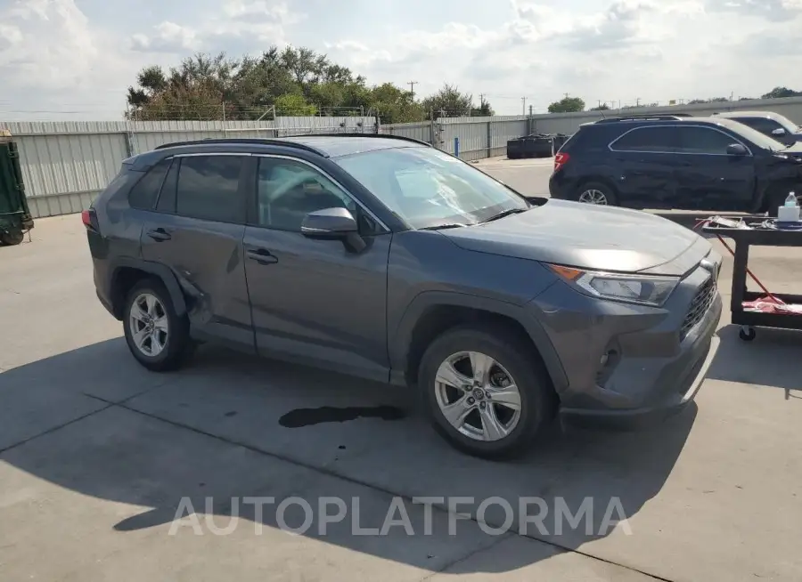 TOYOTA RAV4 XLE 2019 vin 2T3W1RFV3KC013873 from auto auction Copart