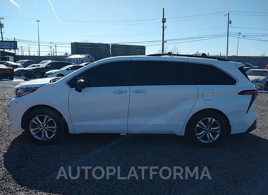 TOYOTA SIENNA XSE 2022 vin 5TDDSKFC7NS051184 from auto auction Copart