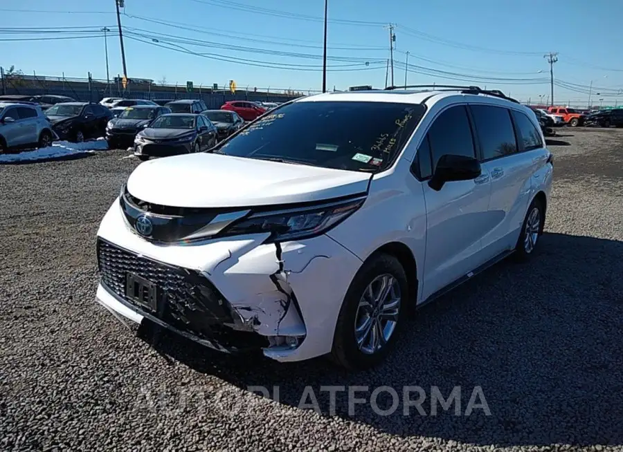 TOYOTA SIENNA XSE 2022 vin 5TDDSKFC7NS051184 from auto auction Copart