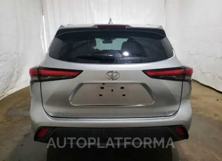 TOYOTA HIGHLANDER 2022 vin 5TDGZRAH4NS128677 from auto auction Copart