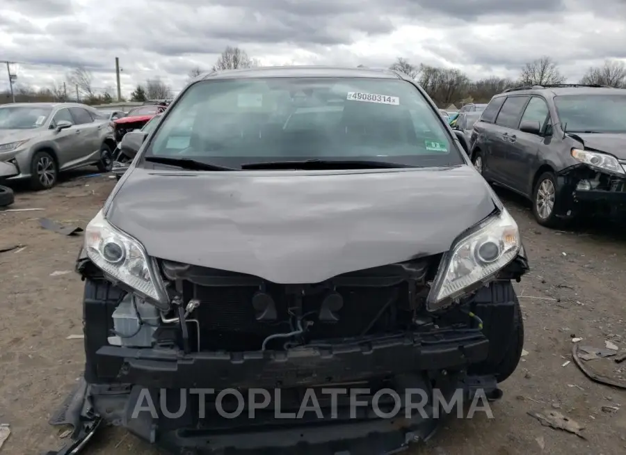 TOYOTA SIENNA LE 2018 vin 5TDJZ3DC4JS198080 from auto auction Copart