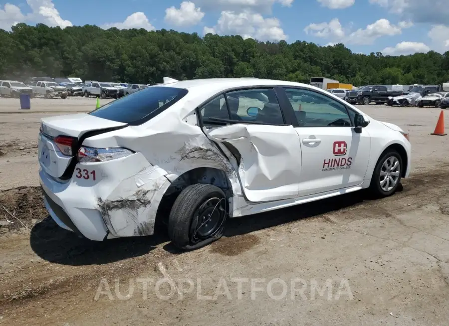 TOYOTA COROLLA LE 2022 vin 5YFEPMAE9NP334415 from auto auction Copart