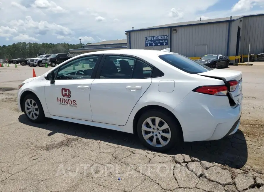 TOYOTA COROLLA LE 2022 vin 5YFEPMAE9NP334415 from auto auction Copart