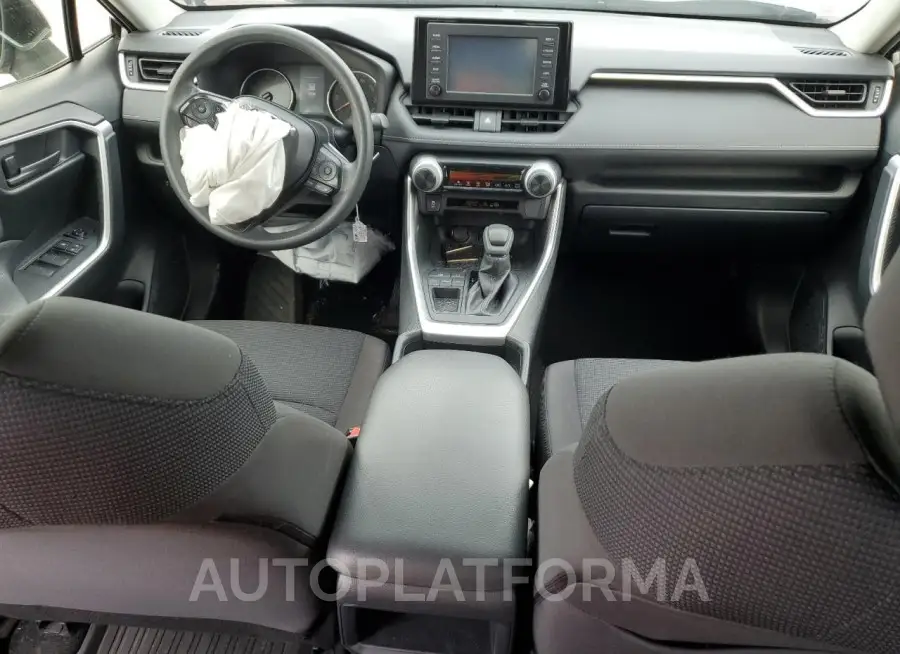 TOYOTA RAV4 LE 2019 vin JTMH1RFV0KJ006305 from auto auction Copart