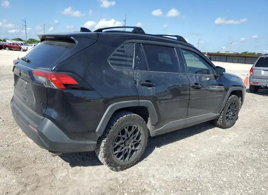 TOYOTA RAV4 XLE 2019 vin JTMW1RFV6KD503705 from auto auction Copart