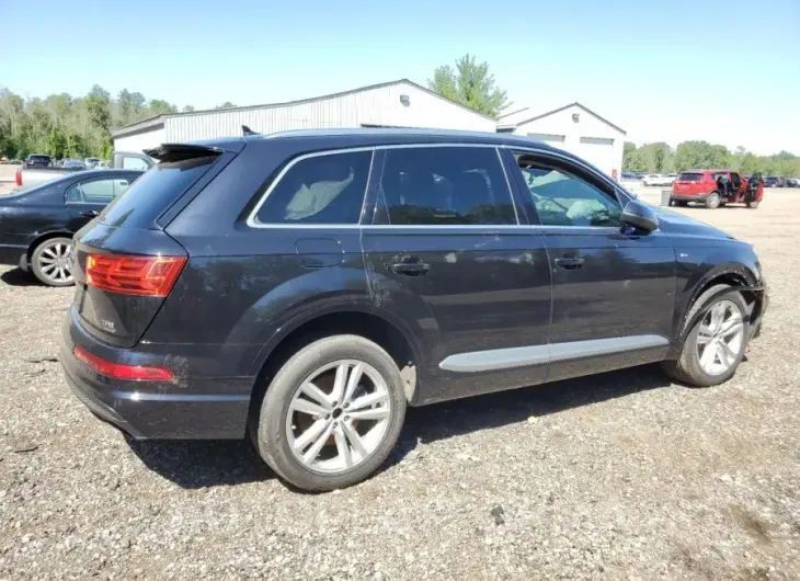 AUDI Q7 TECHNIK 2018 vin WA1WAAF70JD000439 from auto auction Copart