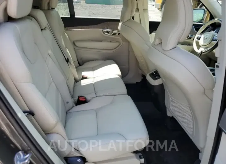 VOLVO XC90 PLUS 2024 vin YV4062PEXR1201842 from auto auction Copart