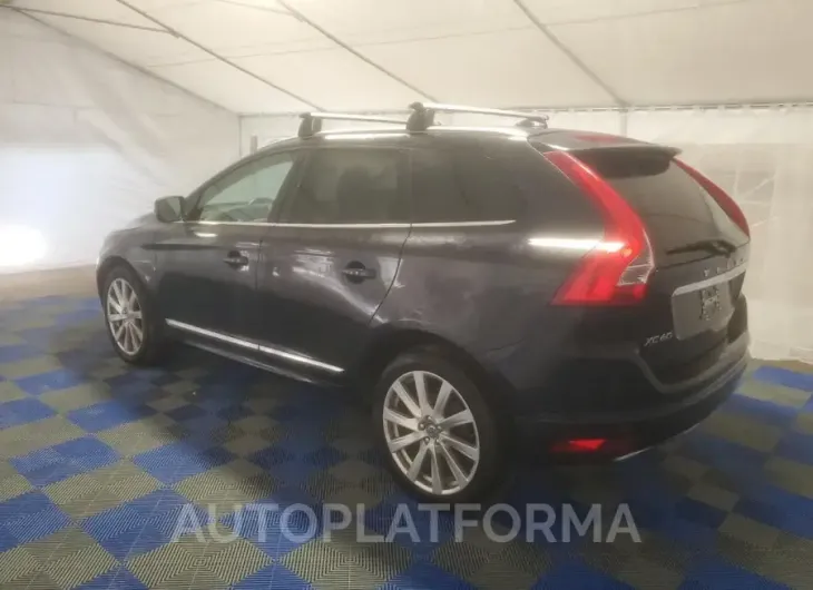 VOLVO XC60 T5 IN 2017 vin YV440MDU5H2179820 from auto auction Copart