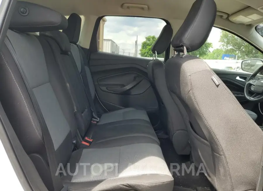 FORD ESCAPE SE 2018 vin 1FMCU9GD8JUA77686 from auto auction Copart