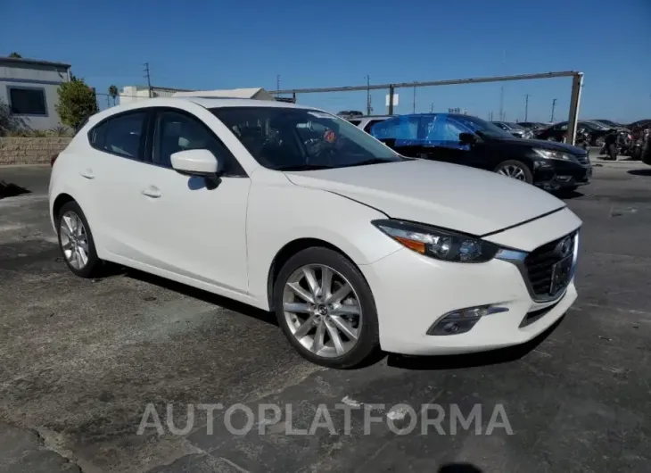 MAZDA 3 GRAND TO 2017 vin JM1BN1M37H1112238 from auto auction Copart