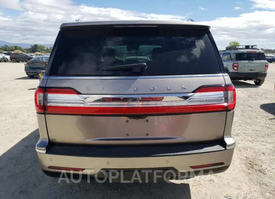 LINCOLN NAVIGATOR 2018 vin 5LMJJ2MT7JEL05381 from auto auction Copart