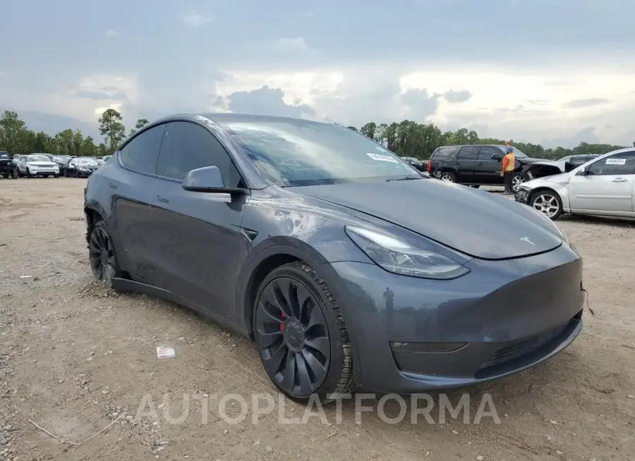 TESLA MODEL Y 2022 vin 7SAYGDEF0NF554542 from auto auction Copart