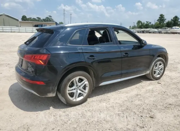 AUDI Q5 PREMIUM 2018 vin WA1ANAFY1J2032304 from auto auction Copart