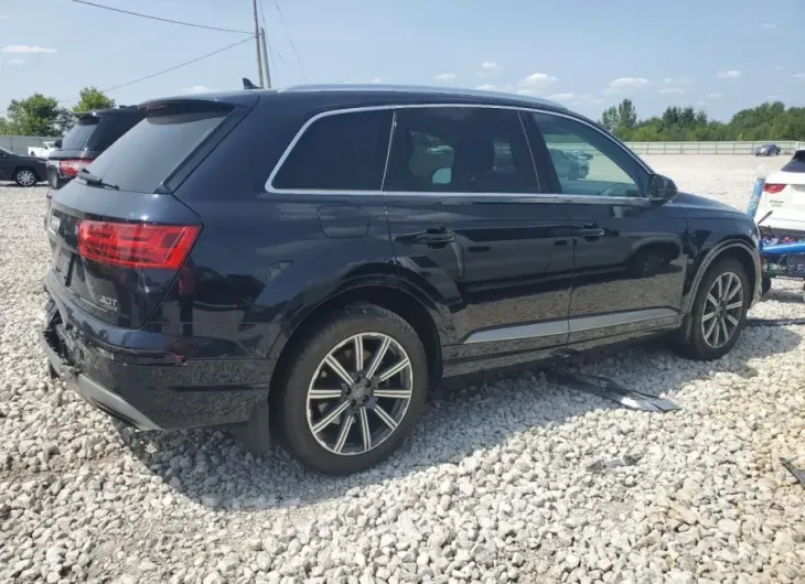 AUDI Q7 PREMIUM 2017 vin WA1LAAF73HD014039 from auto auction Copart