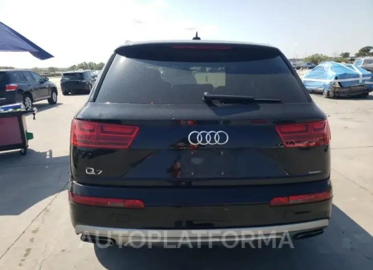 AUDI Q7 PREMIUM 2017 vin WA1LHAF7XHD041377 from auto auction Copart