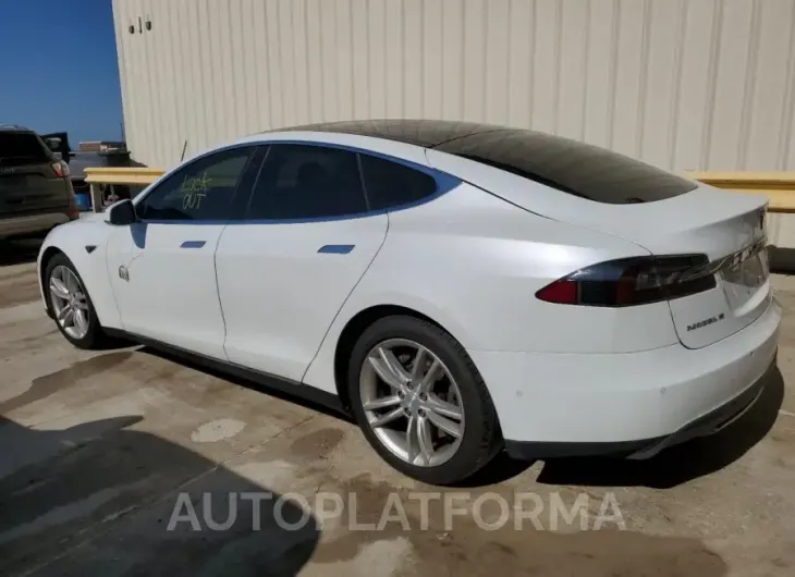 TESLA MODEL S 85 2015 vin 5YJSA1H22FF095883 from auto auction Copart