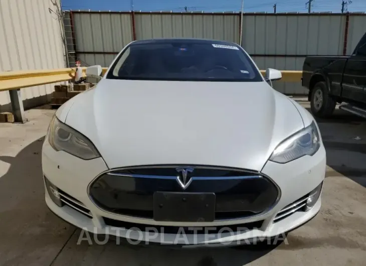 TESLA MODEL S 85 2015 vin 5YJSA1H22FF095883 from auto auction Copart