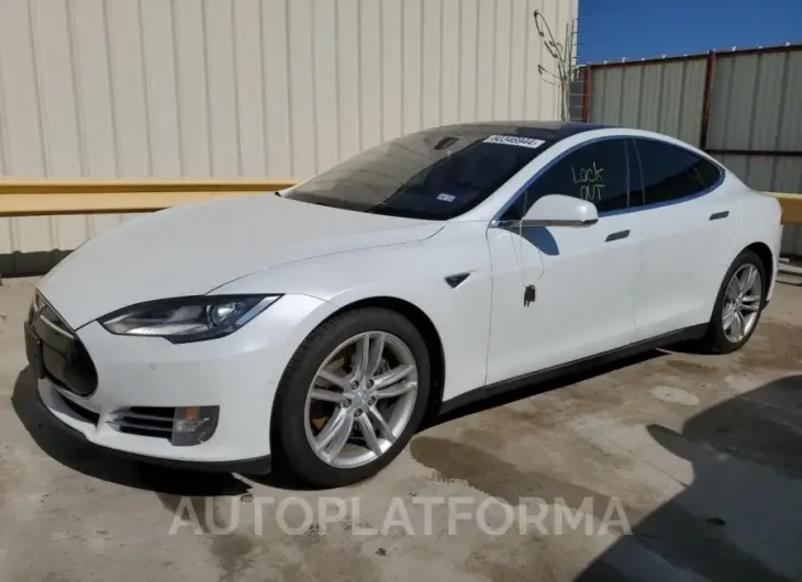 TESLA MODEL S 85 2015 vin 5YJSA1H22FF095883 from auto auction Copart