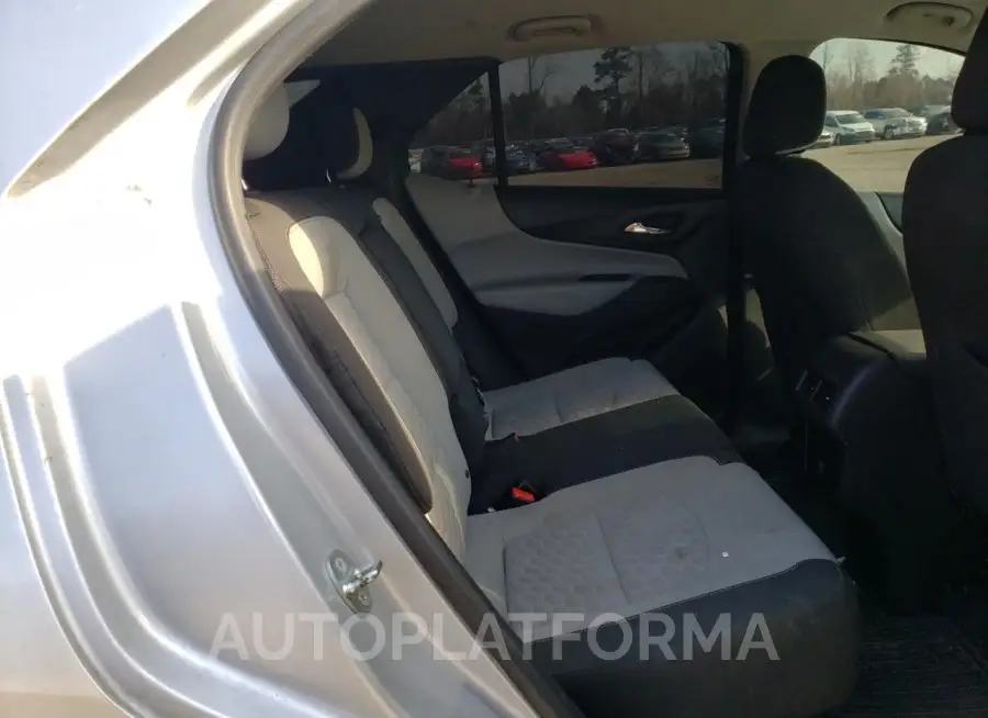 CHEVROLET EQUINOX LT 2018 vin 2GNAXSEV7J6217643 from auto auction Copart