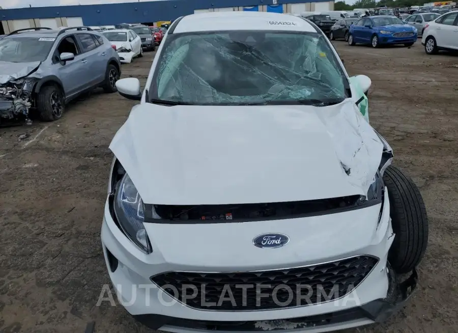 FORD ESCAPE SE 2021 vin 1FMCU9G64MUA86410 from auto auction Copart