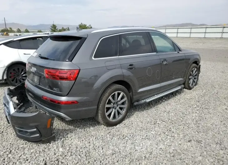 AUDI Q7 PRESTIG 2018 vin WA1VAAF70JD036093 from auto auction Copart