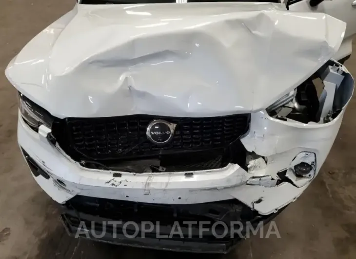 VOLVO XC40 PLUS 2024 vin YV4L12UL4R2257946 from auto auction Copart