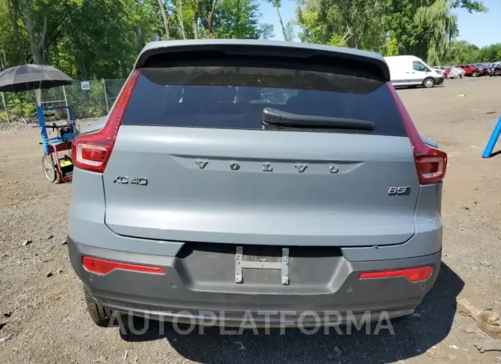 VOLVO XC40 PLUS 2023 vin YV4L12UW2P2950912 from auto auction Copart