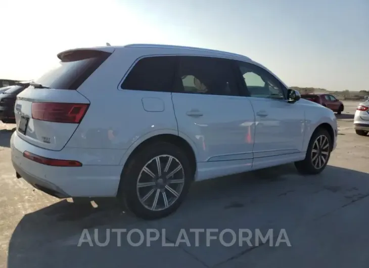 AUDI Q7 PREMIUM 2017 vin WA1LAAF78HD012710 from auto auction Copart