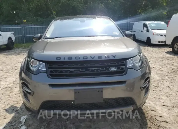 LAND ROVER DISCOVERY 2017 vin SALCR2BG2HH688503 from auto auction Copart