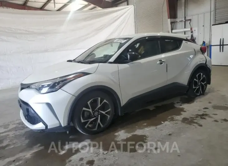 TOYOTA C-HR XLE 2020 vin NMTKHMBX9LR104344 from auto auction Copart