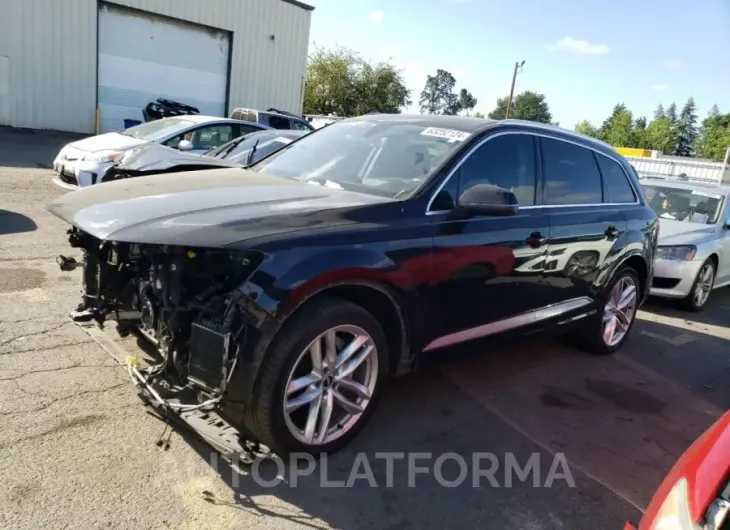 AUDI Q7 PRESTIG 2017 vin WA1VAAF76HD017381 from auto auction Copart