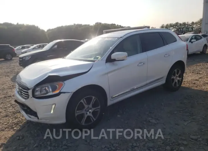 VOLVO XC60 T6 PR 2015 vin YV4902RC9F2611736 from auto auction Copart