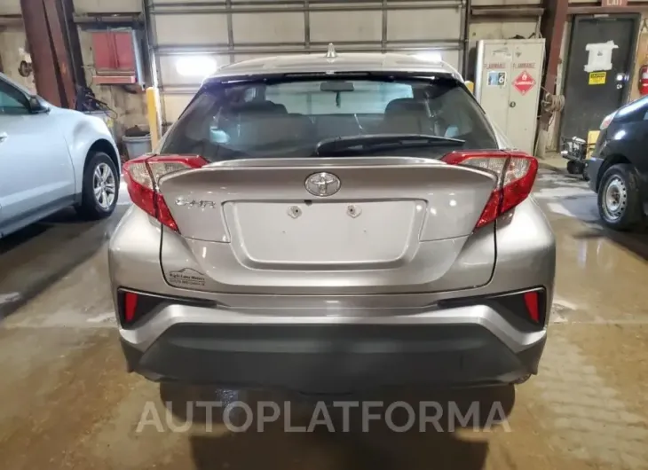 TOYOTA C-HR XLE 2018 vin NMTKHMBXXJR015041 from auto auction Copart